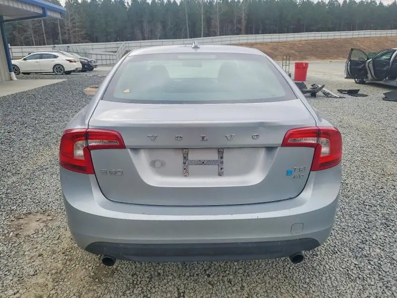 2012 VOLVO S60 T6  