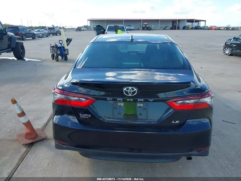 2022 TOYOTA CAMRY LE