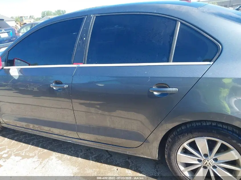 2016 VOLKSWAGEN JETTA 1.4T SE