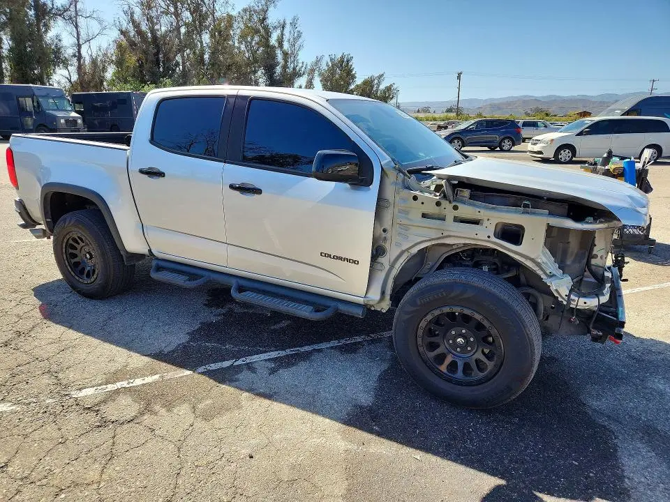 2019 CHEVROLET COLORADO LT  