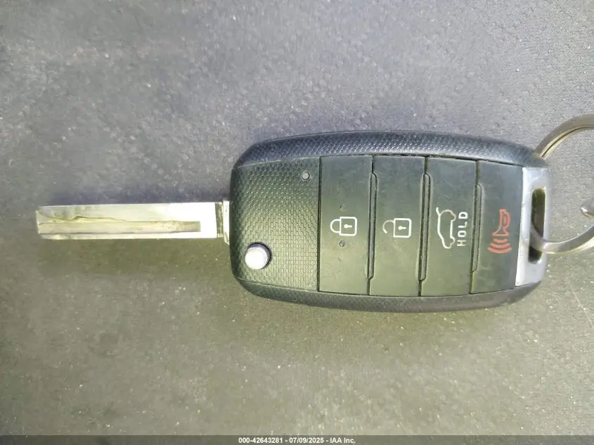 2016 KIA SORENTO 2.4L LX
