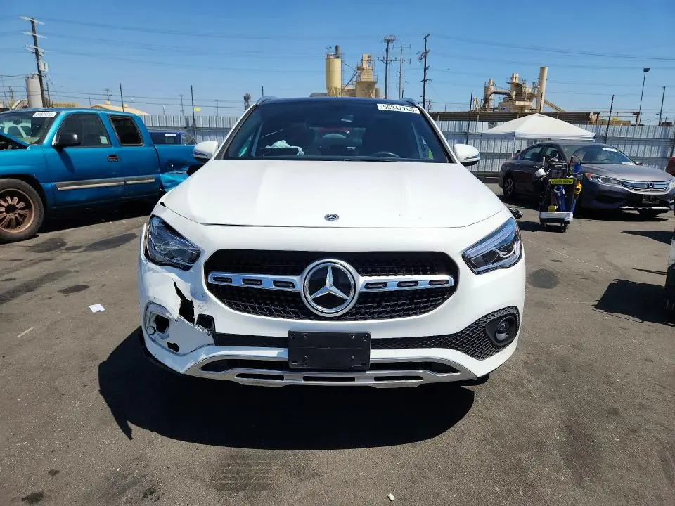 2023 MERCEDES-BENZ GLA 250  
