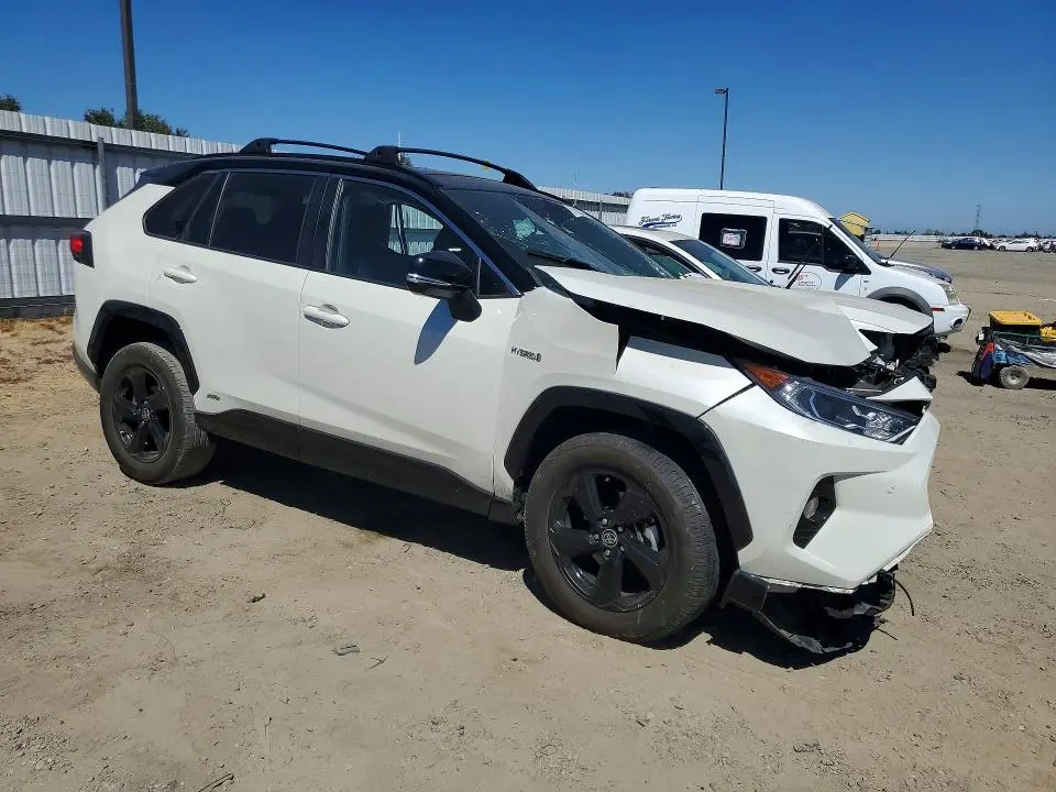 2021 TOYOTA RAV4 XSE  