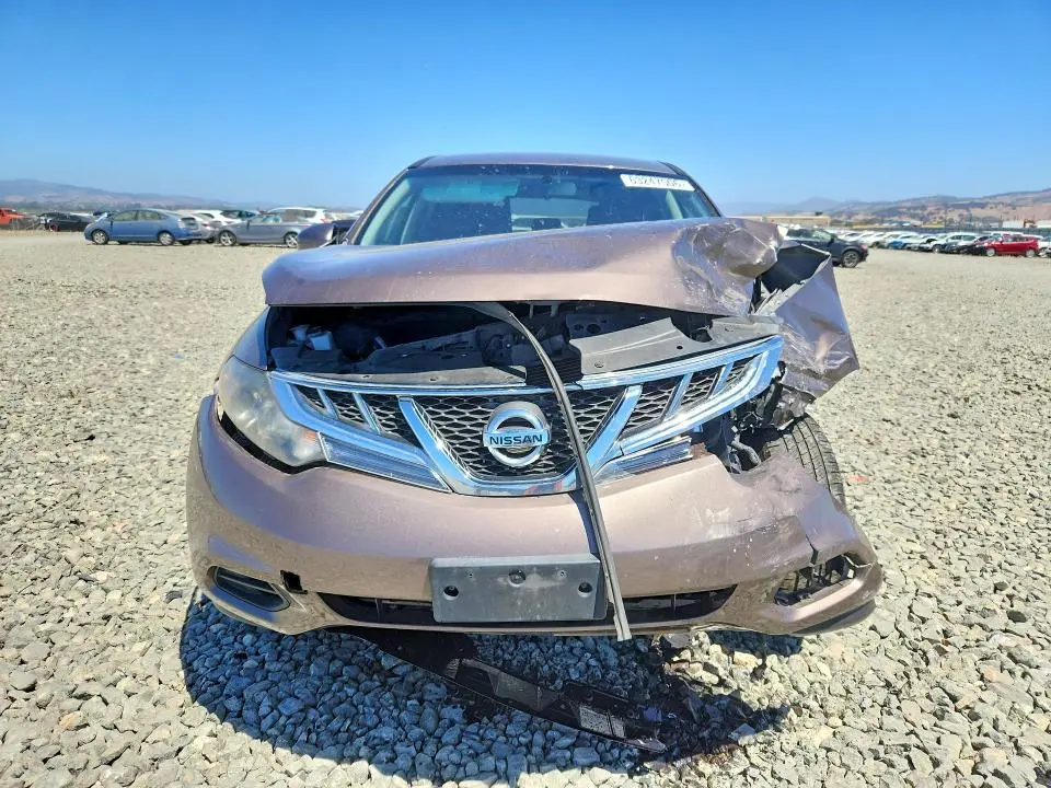 2011 NISSAN MURANO S  