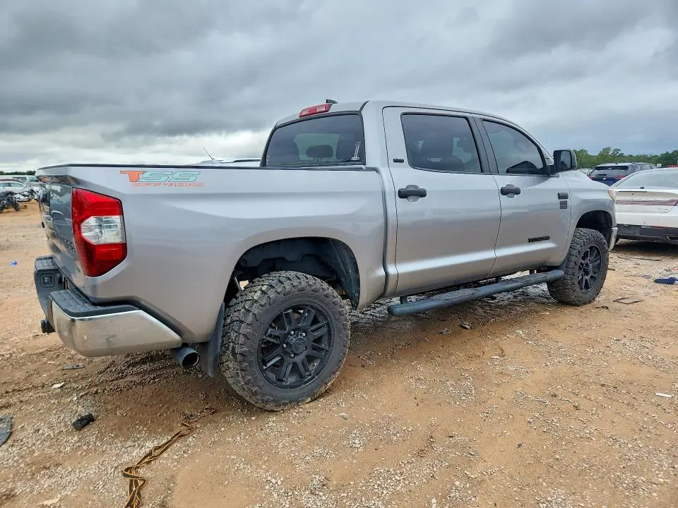 2021 TOYOTA TUNDRA SR5  