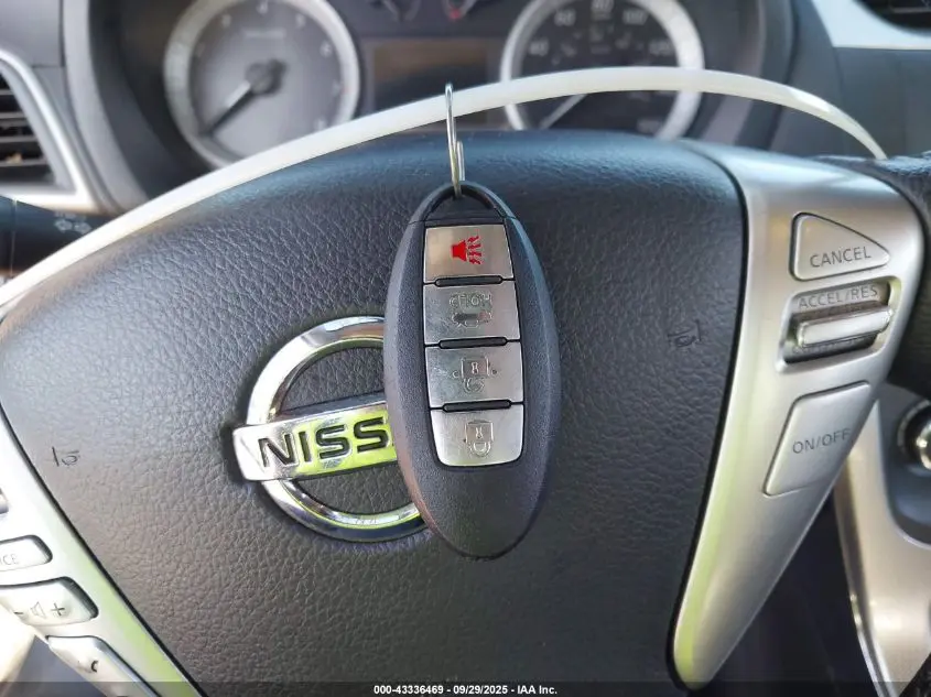 2015 NISSAN SENTRA SR