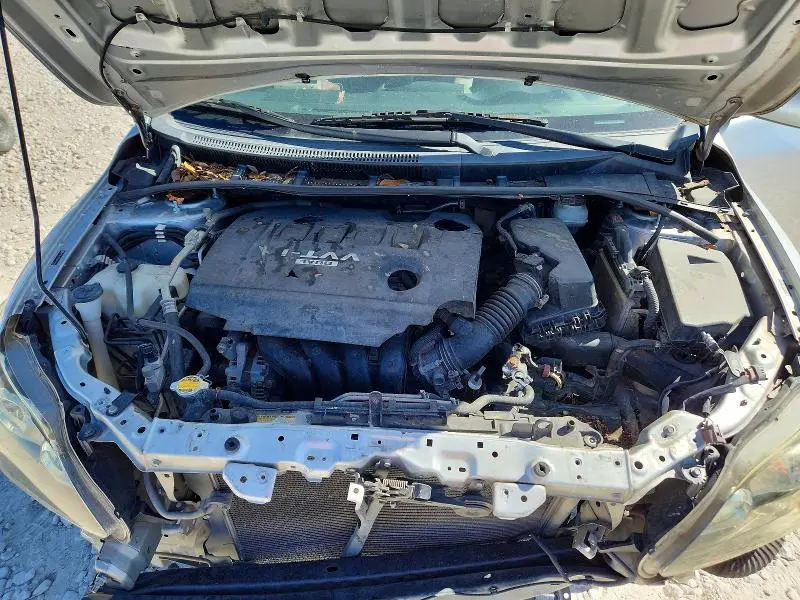 2011 TOYOTA COROLLA LE  