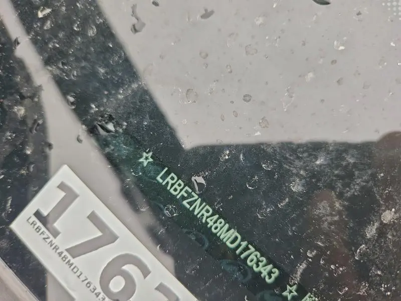 2021 BUICK ENVISION ESSENCE  