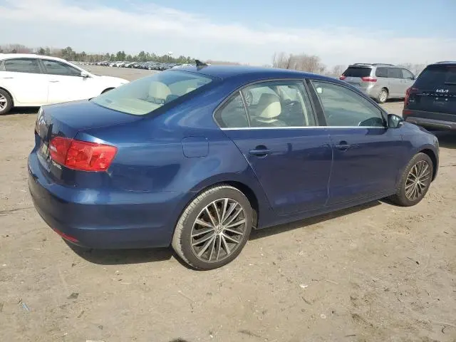 2012 VOLKSWAGEN JETTA   