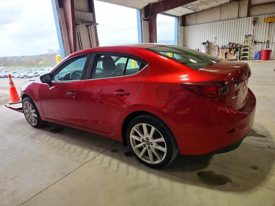 2017 MAZDA 3 TOURING  