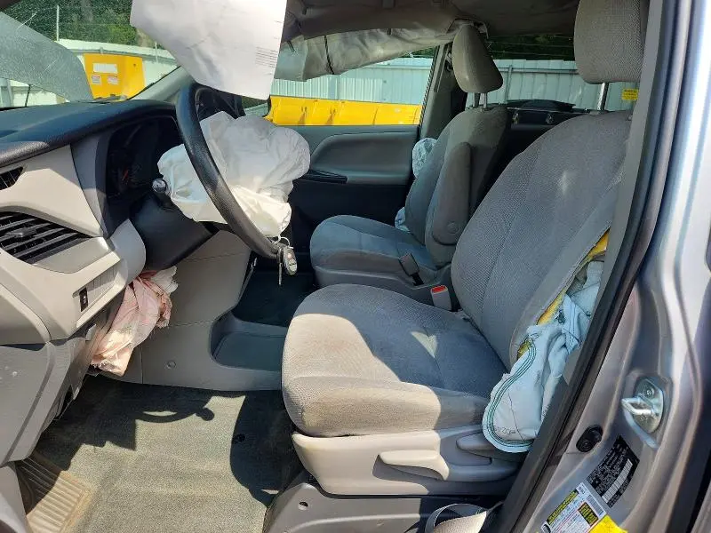 2016 TOYOTA SIENNA L 7-PASSENGER  