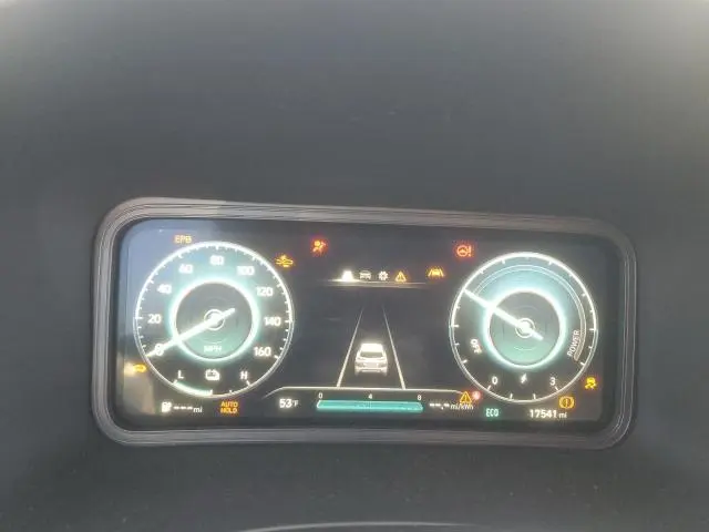 2023 HYUNDAI KONA SE  