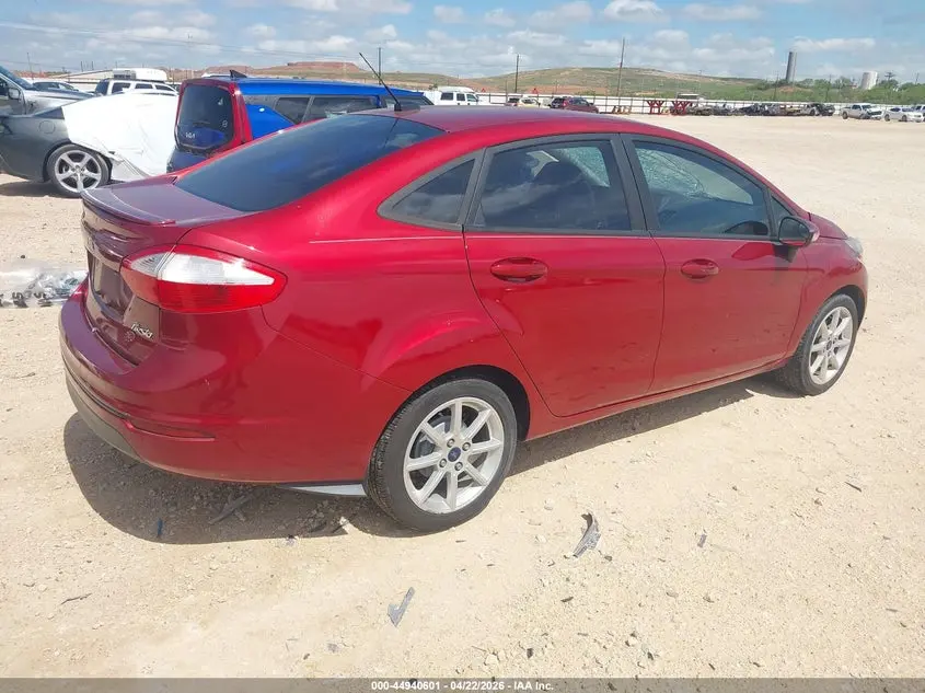 2015 FORD FIESTA SE
