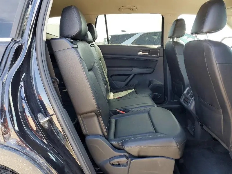 2018 VOLKSWAGEN ATLAS SE  