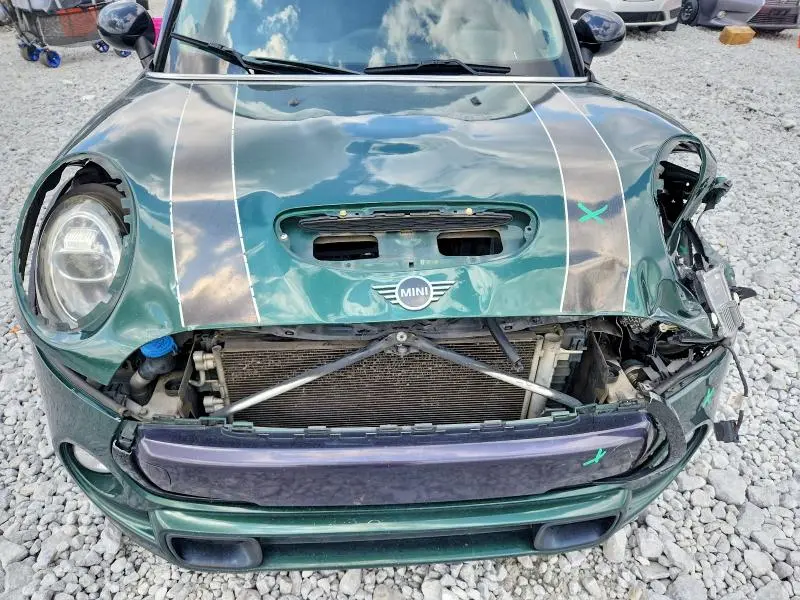 2019 MINI COOPER S  