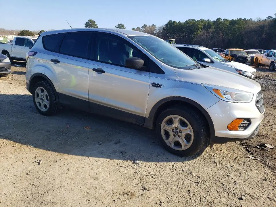 2017 FORD ESCAPE S  