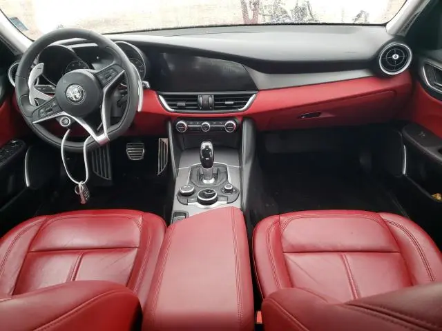 2017 ALFA ROMEO GIULIA Q4  