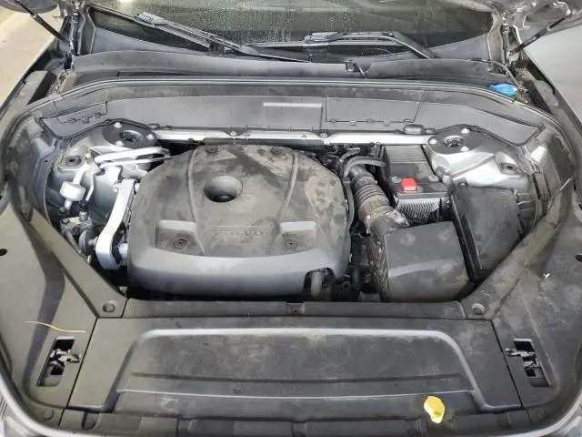 2018 VOLVO XC90 T6  