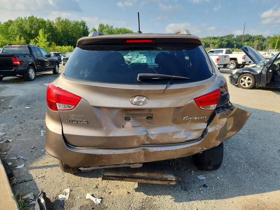 2011 HYUNDAI TUCSON GLS  
