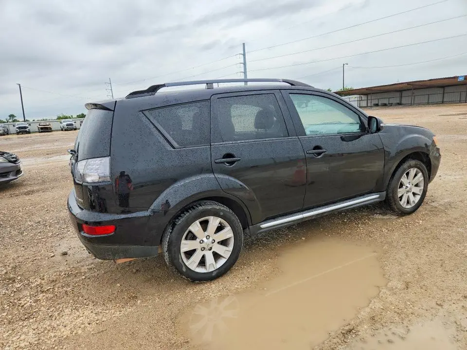 2012 MITSUBISHI OUTLANDER SE  