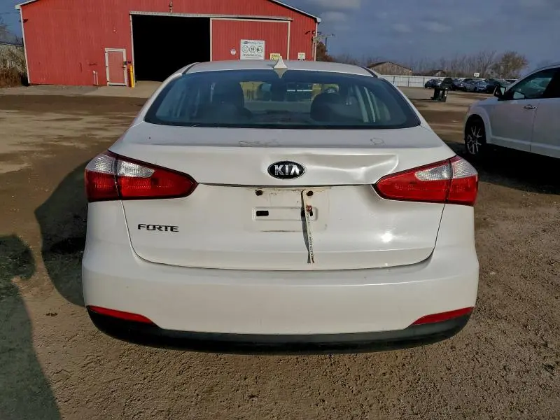 2015 KIA FORTE LX  