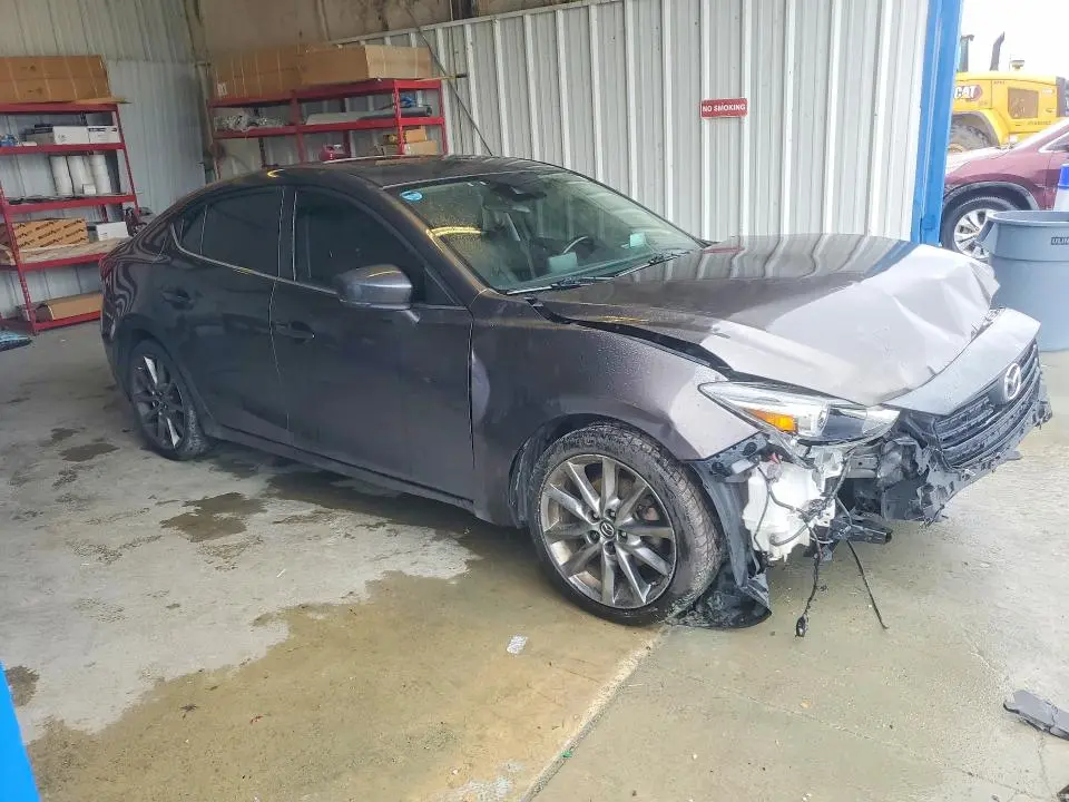 2018 MAZDA 3 GRAND TOURING  