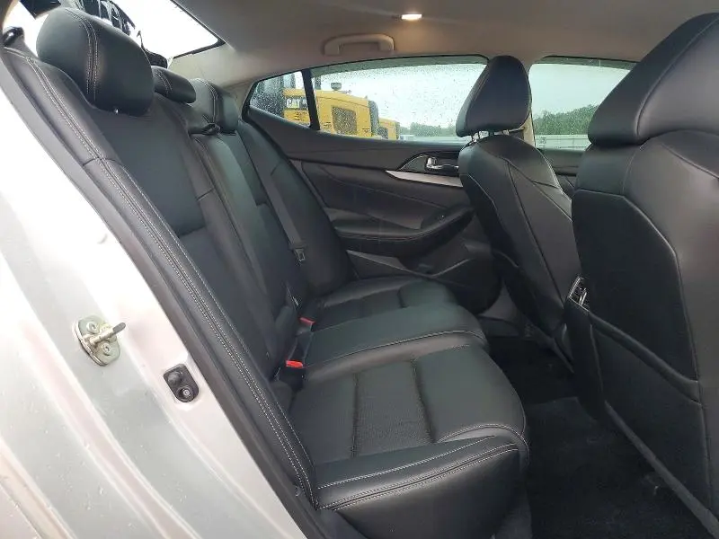 2016 NISSAN MAXIMA 3.5 SV  