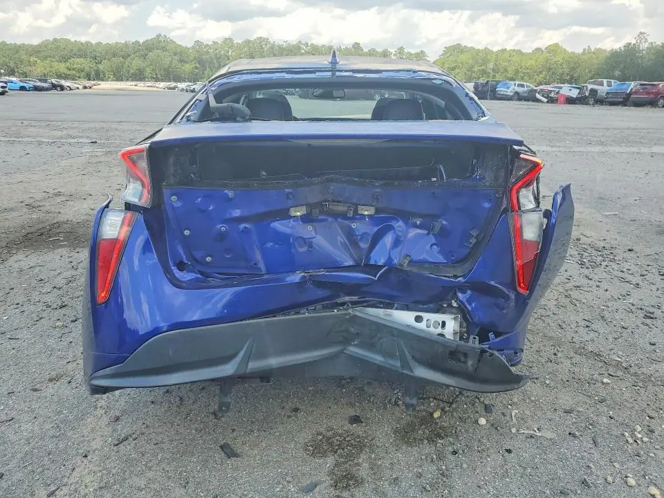2016 TOYOTA PRIUS FOUR TOURING  