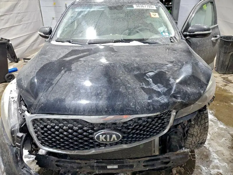 2017 KIA SORENTO LX  