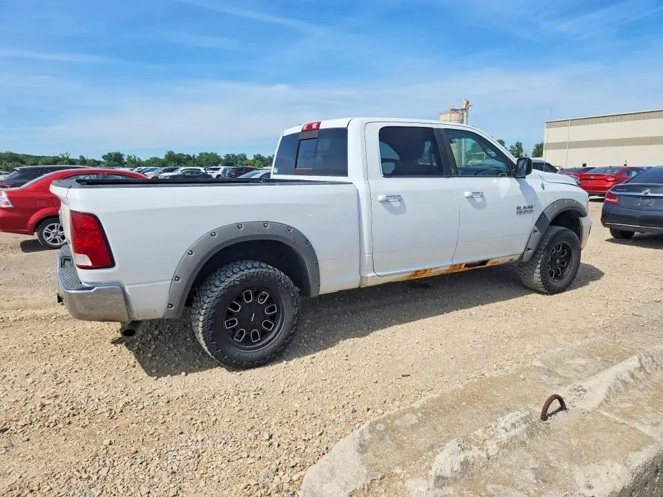 2013 RAM 1500 SLT  