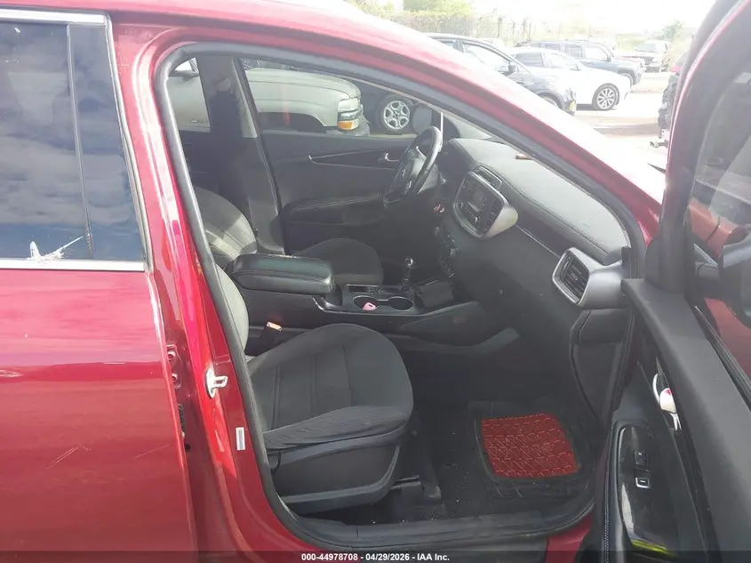 2016 KIA SORENTO 2.4L LX
