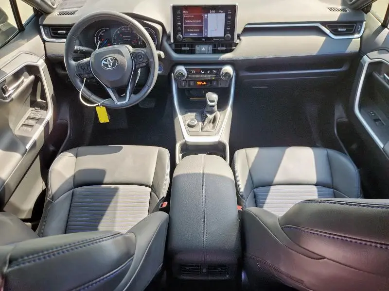 2021 TOYOTA RAV4 XSE  