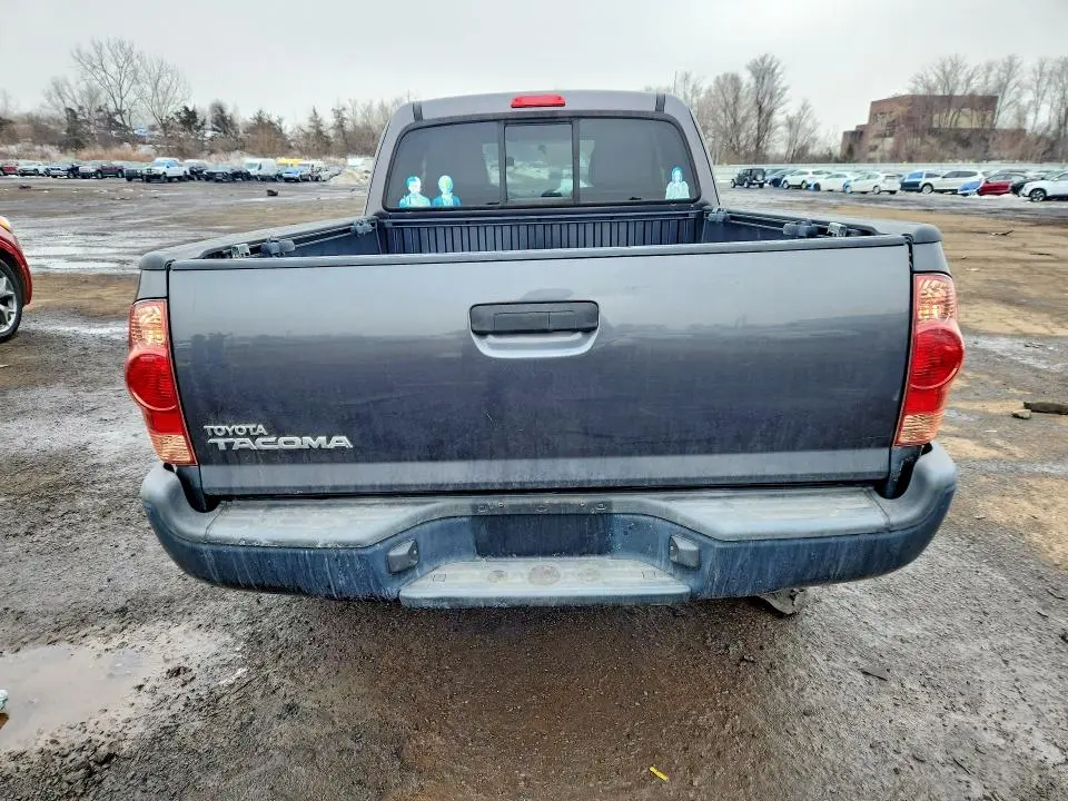 2015 TOYOTA TACOMA BASE  