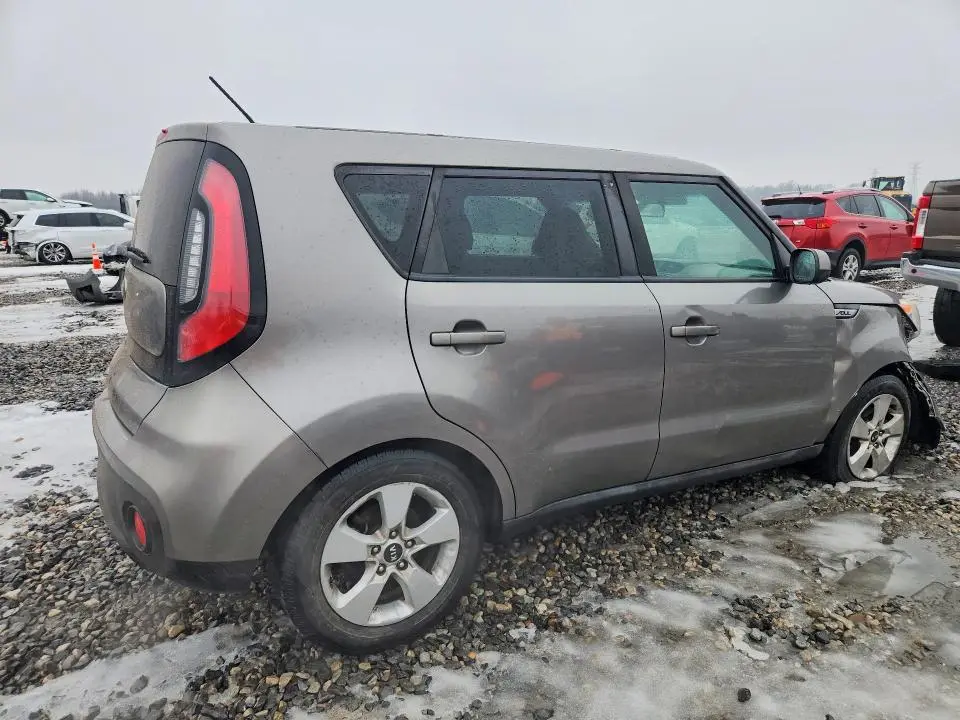 2017 KIA SOUL   
