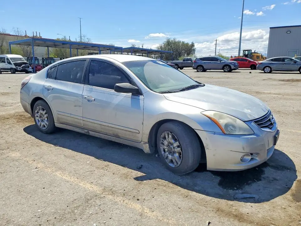 2010 NISSAN ALTIMA   