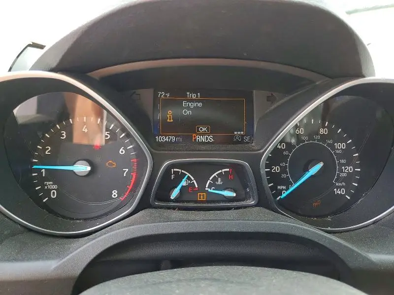 2017 FORD ESCAPE SE  