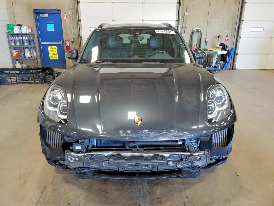 2018 PORSCHE MACAN S  