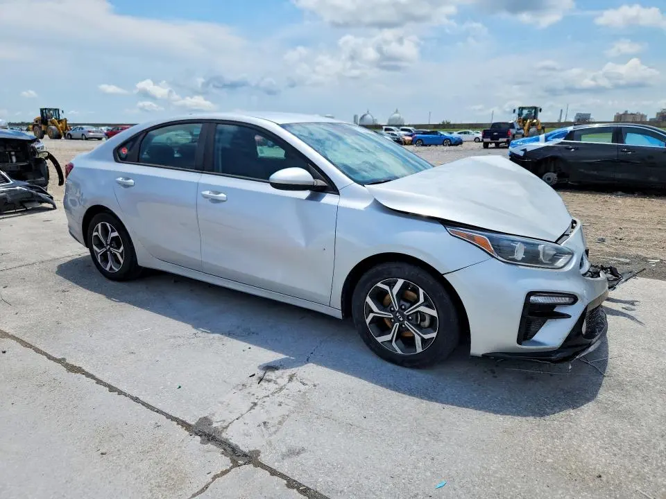 2019 KIA FORTE LXS  