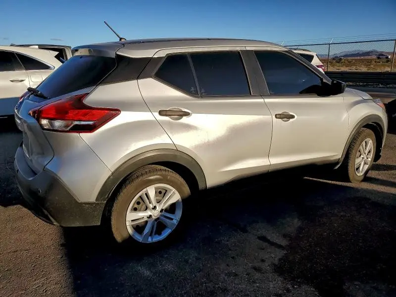 2020 NISSAN KICKS S  