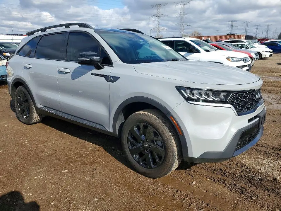 2022 KIA SORENTO S  