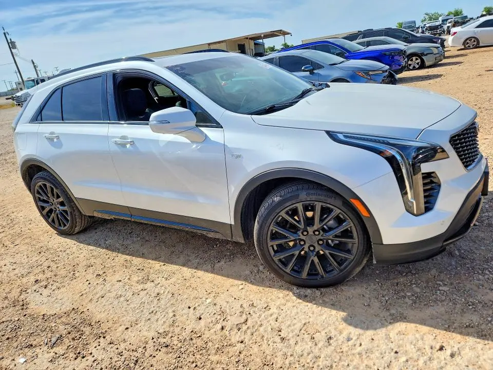2022 CADILLAC XT4 SPORT  