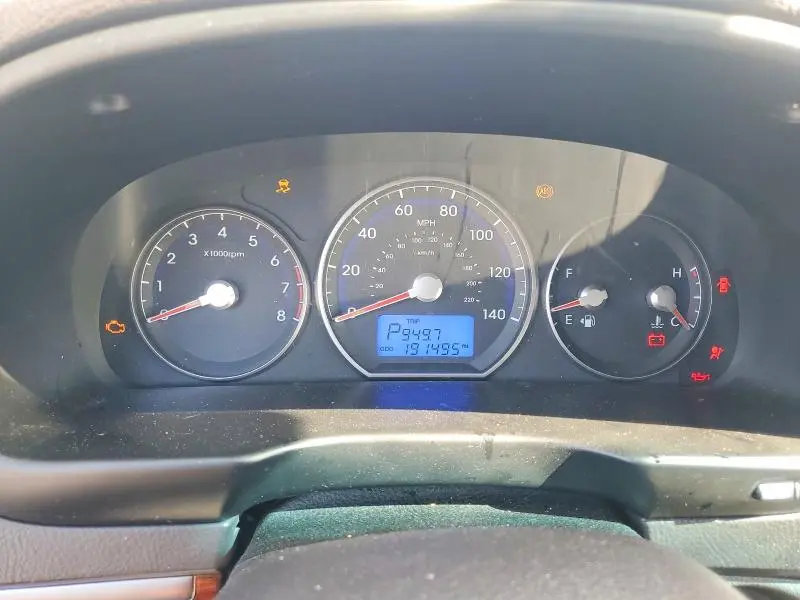 2010 HYUNDAI SANTA FE GLS  