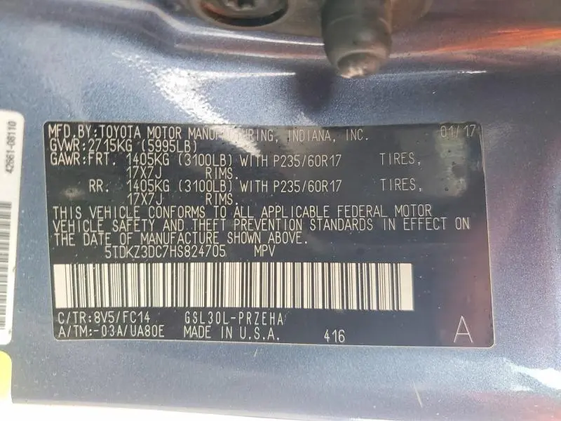 2017 TOYOTA SIENNA LE  