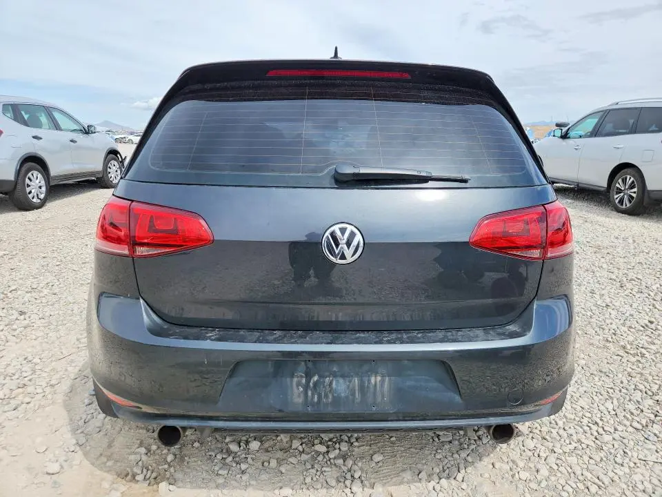 2017 VOLKSWAGEN GTI SPORT  