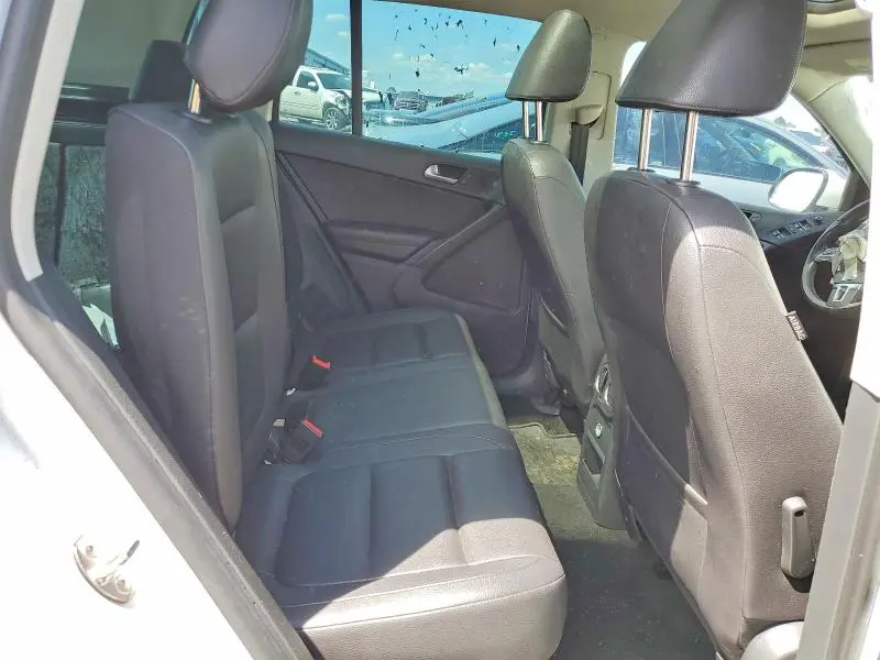 2017 VOLKSWAGEN TIGUAN WOLFSBURG  