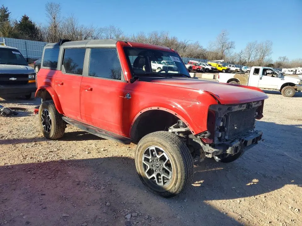 2023 FORD BRONCO BASE  