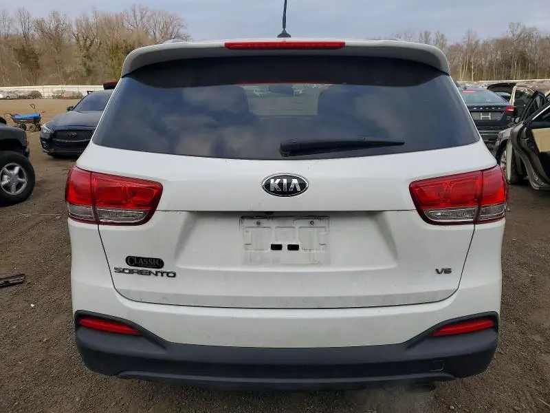 2017 KIA SORENTO LX V6  