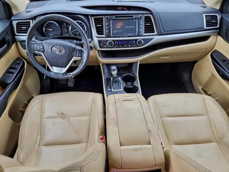 2016 TOYOTA HIGHLANDER XLE  