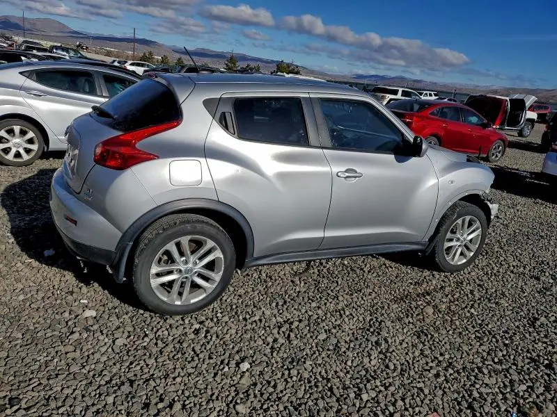 2013 NISSAN JUKE S  
