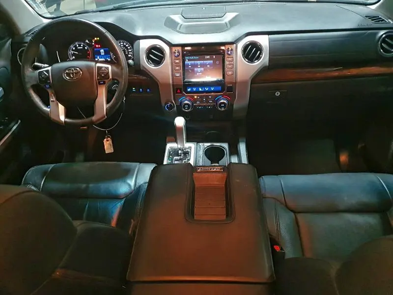 2015 TOYOTA TUNDRA CREWMAX LIMITED  